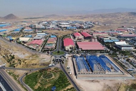 فعالسازی معادن و احداث کارخانه‌های صنایع معدنی جدید در جنوب کرمانید