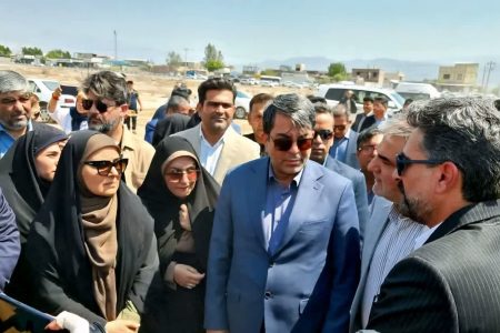 کلید خوردن پروژه بزرگ مسکن “آفتاب جیرفت” با حضور وزیر راه و شهرسازی