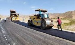 آغاز مجدد آسفالت محور استراتژیک جاسک-قلعه‌گنج پس از یک دهه توقف