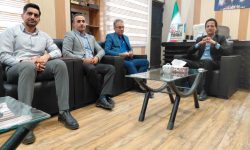 بررسی ایجاد شهرک دامپروری و تأمین آب شهرک گلخانه‌ای در جلسه هم‌اندیشی قلعه‌گنج
